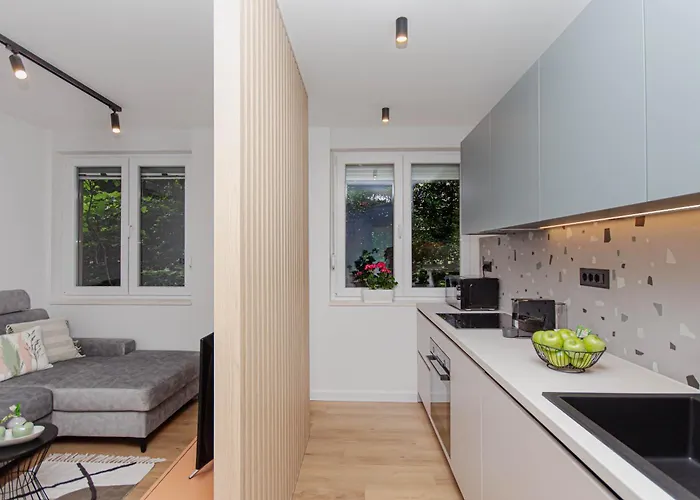 公寓 Mediterranean Bliss Near Old Town And