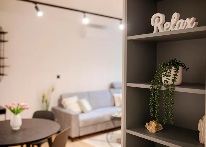 公寓 Mediterranean Bliss Near Old Town And *